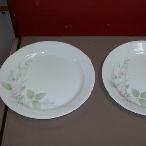 5 Corelle VERANDA Dinner PLATES 2- 10 1/4", 5- 7 1/4" Pink Flower RETIRED